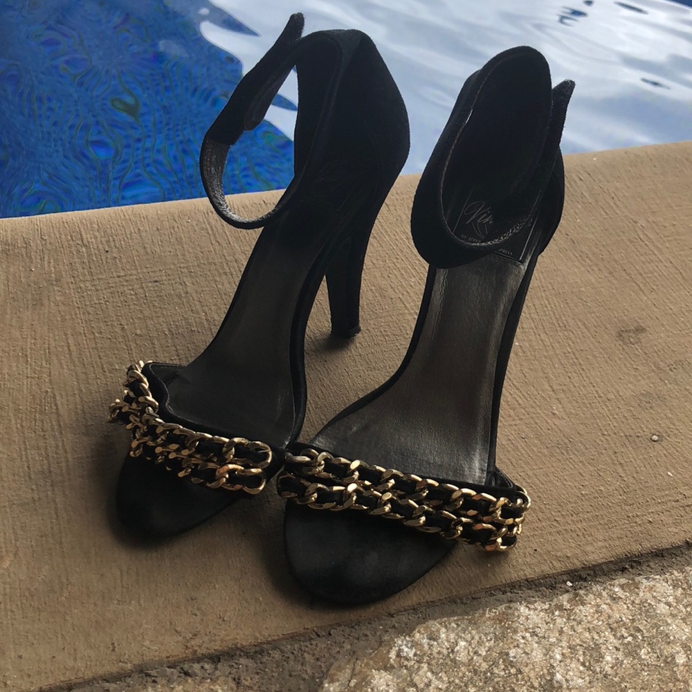 Jeffrey Campbell Hough